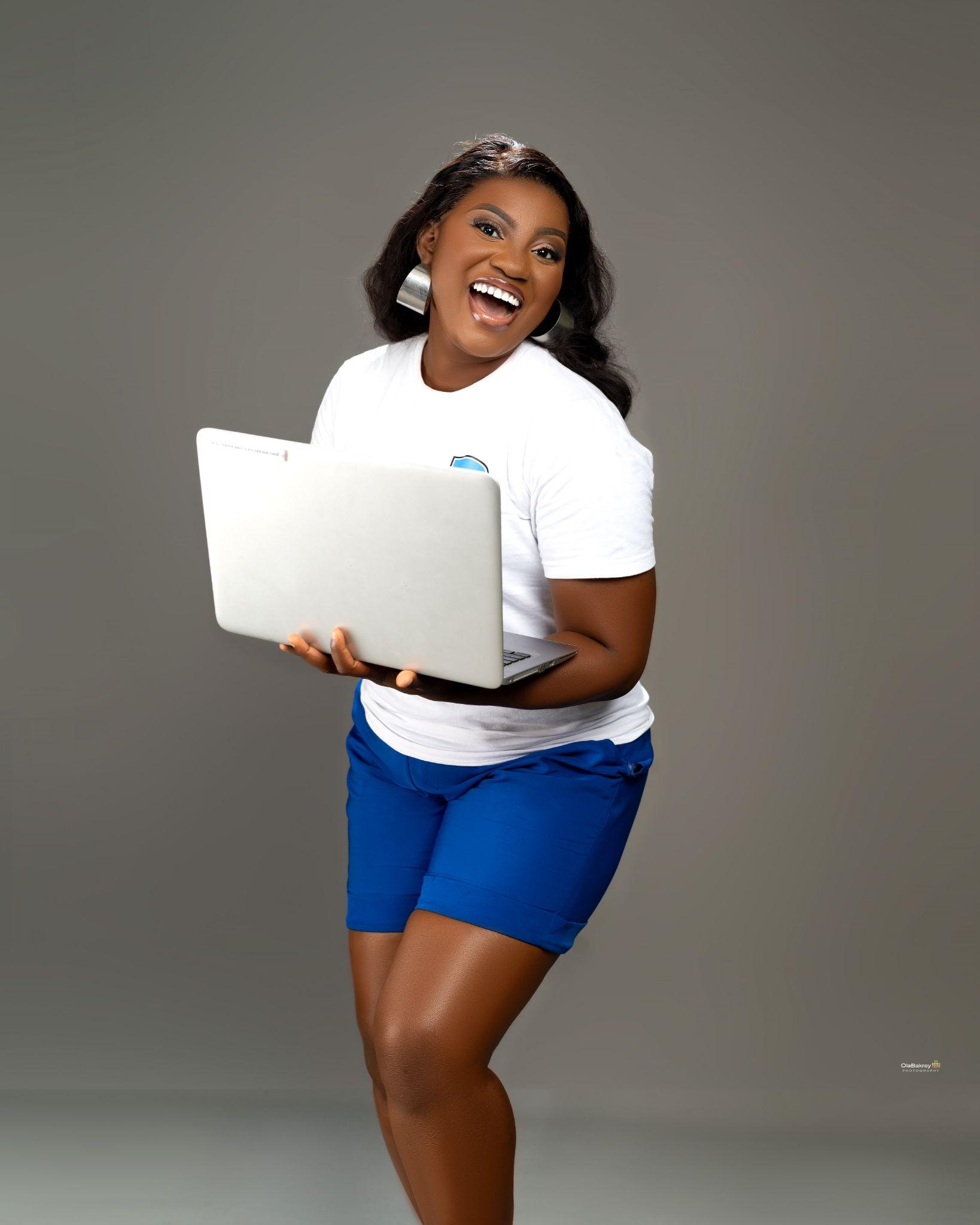 Elizabeth Gideon, Founder of DataKlicks Hub